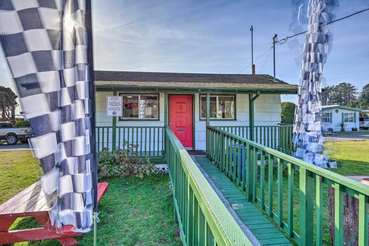 Smith River Vintage Cabin Oceanfront Deck And Views Extérieur photo